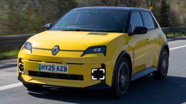 Long-term test Renault 5 E-Tech - front 3/4